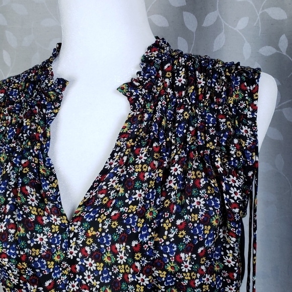 Derek Lam 100% Silk Dark Floral Tassel Sleeveless Blouse 10 Crosby Black Red 4 - Picture 3 of 15